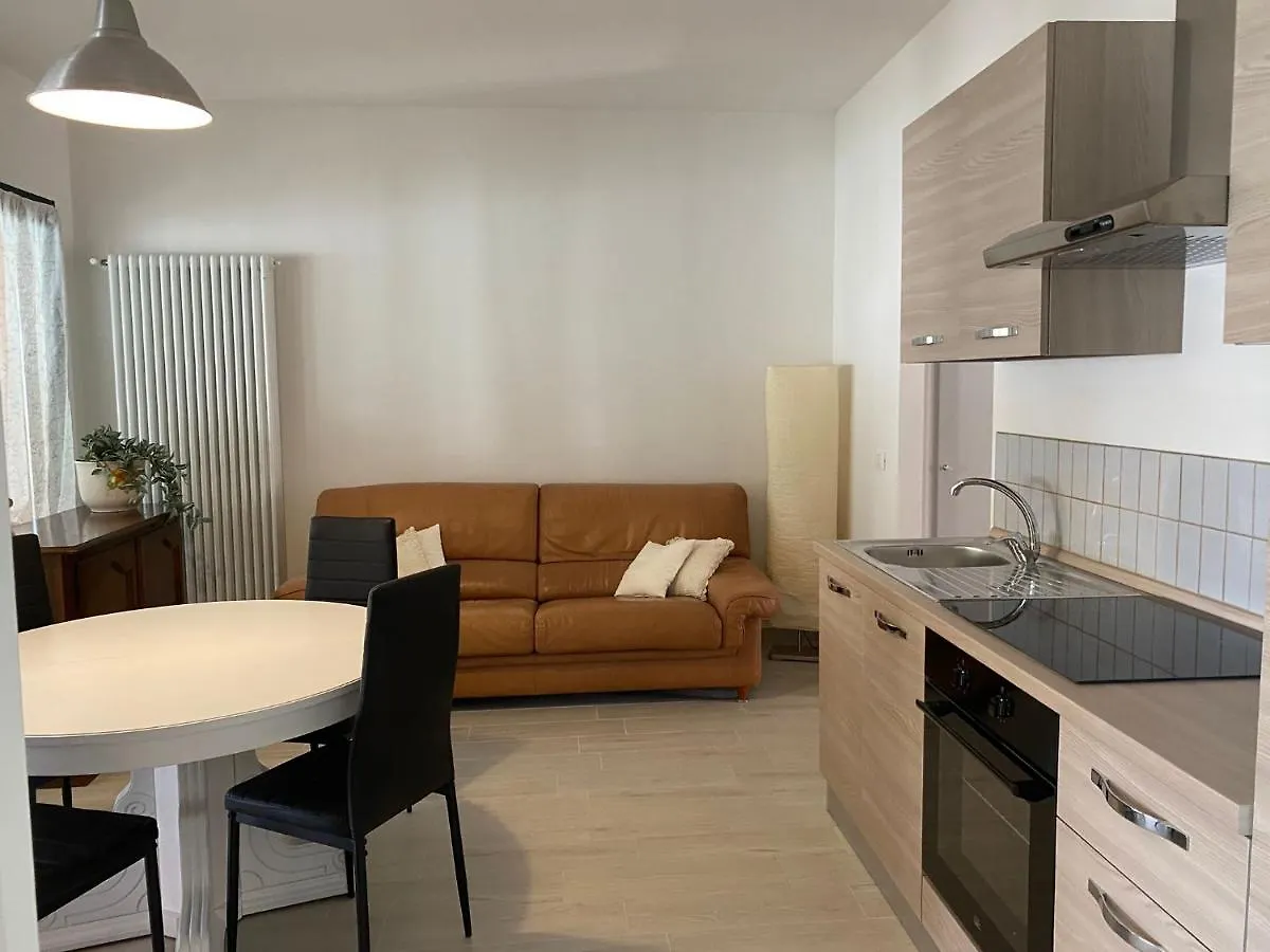 Villa Martina Pietracuta 0*,